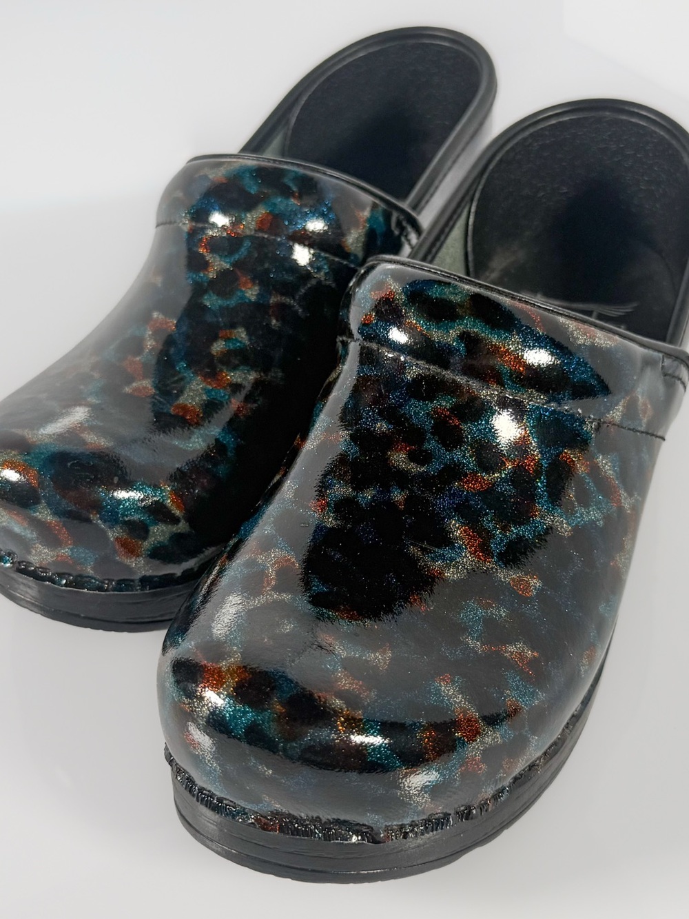 Dansko Professional Color Pop Patent Leather Clogs EU 37/US 6.5 Metallic